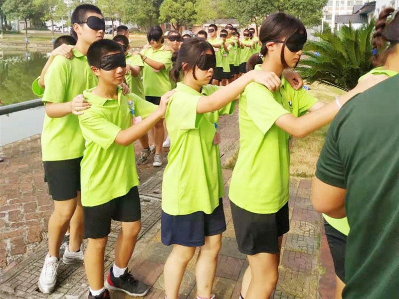 挫折教育,叛逆孩子学校,自卑孩子学校,叛逆教育学校