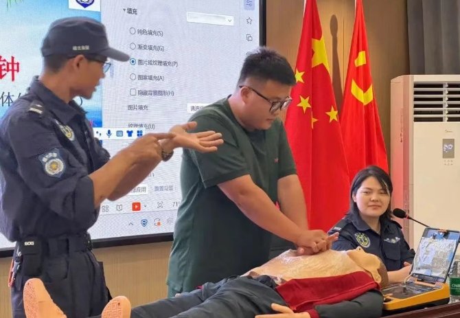 新起点教育专门学校开展公益救援知识培训